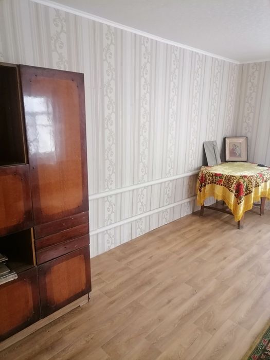Продам дом и 1/2 дома в одном дворе