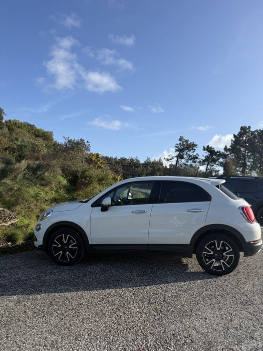 Carro Fiat 500 X