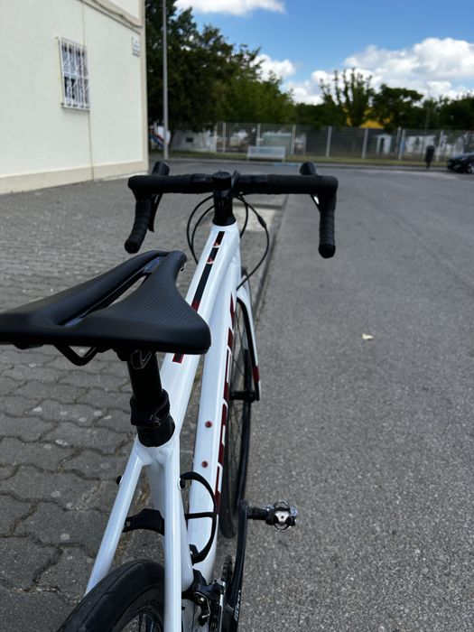 Trek Domane AL 3 | 2023 | Estado Muito Bom | Pronta a Pedalar