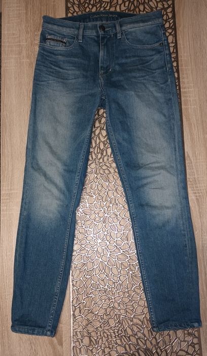 Jeansy Calvin Klein.