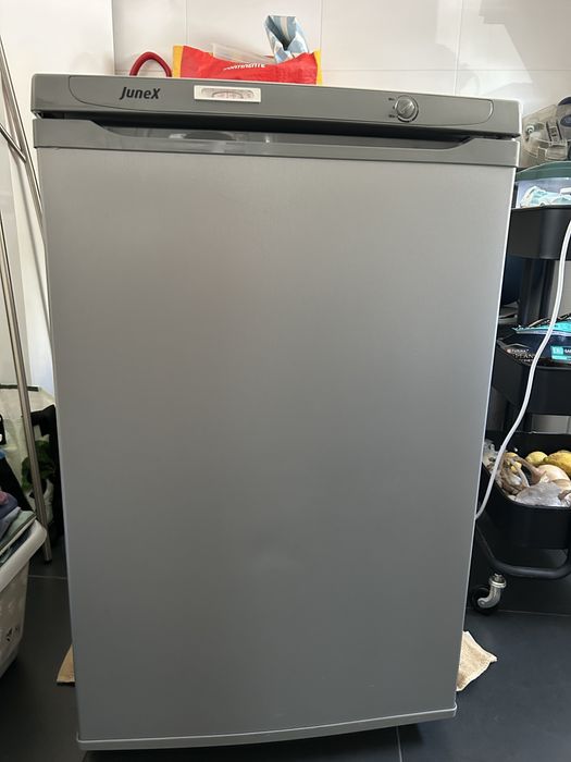 Frigorifico pequeno 88cm