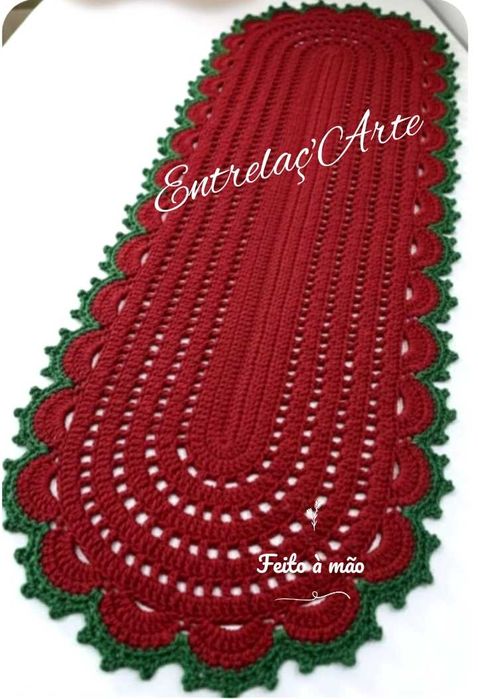 Caminho de Mesa feito à mão