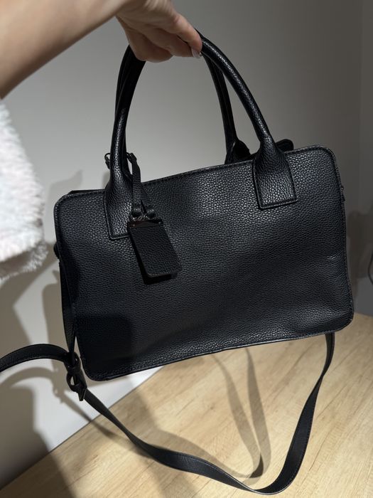 Шкіряна сумка guess