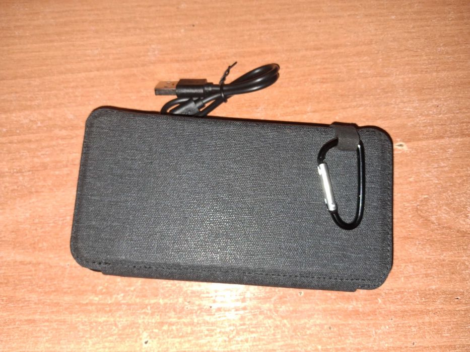 Батарея мобільна з сонячною панеллю 2E 8000mAh