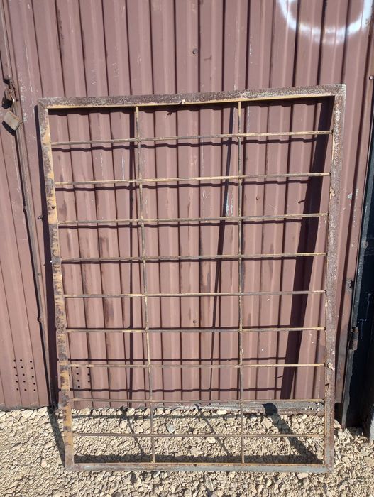 Krata Okienna metalowa 142cm x 105cm 16szt