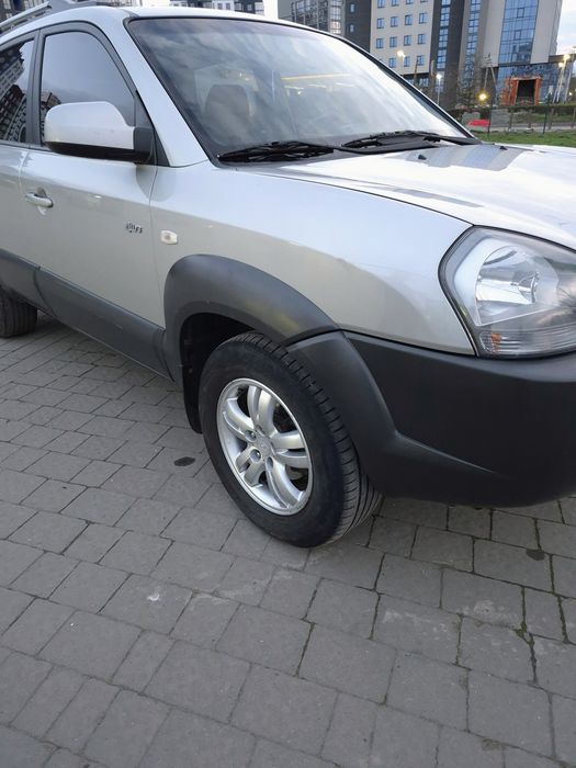 Автомобіль Hyundai Tucson