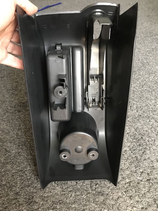 Штатный органайзер для Гольф 6