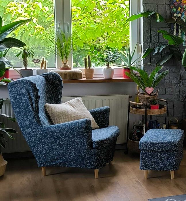 Fotel Uszatek Ikea plus podnóżek