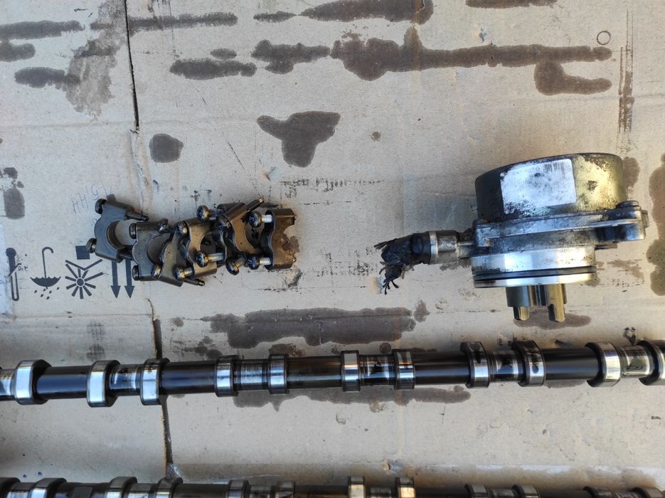 Головка блока двигателя мотора бмв 3.0 дизель BMW 3.0 M57