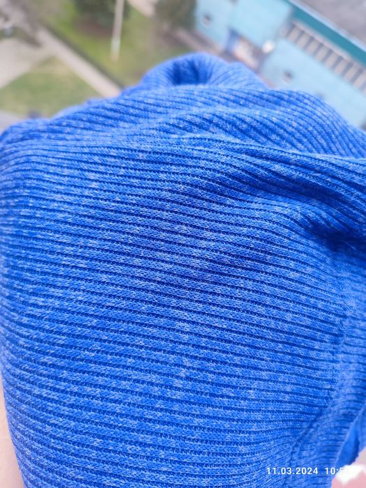 Жіночий костюм в рубчик