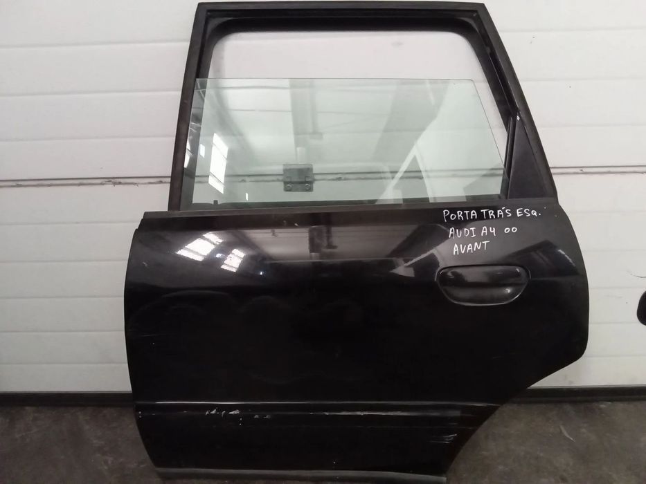 PORTA AUDI A4 B5 99-01 - FRENTE DIREITA / TRAS DTA / ESQUERDA