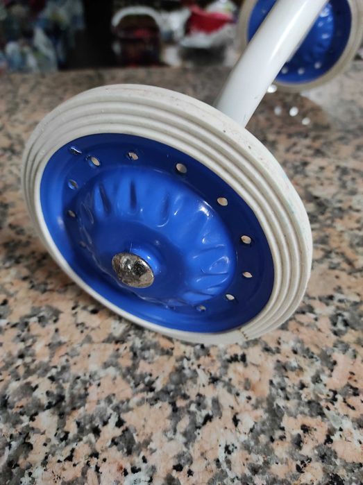 Triciclo Sá e Portela ,ótimo estado original.