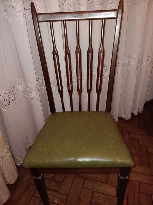 Cadeiras de sala de estar + Cadeirão
