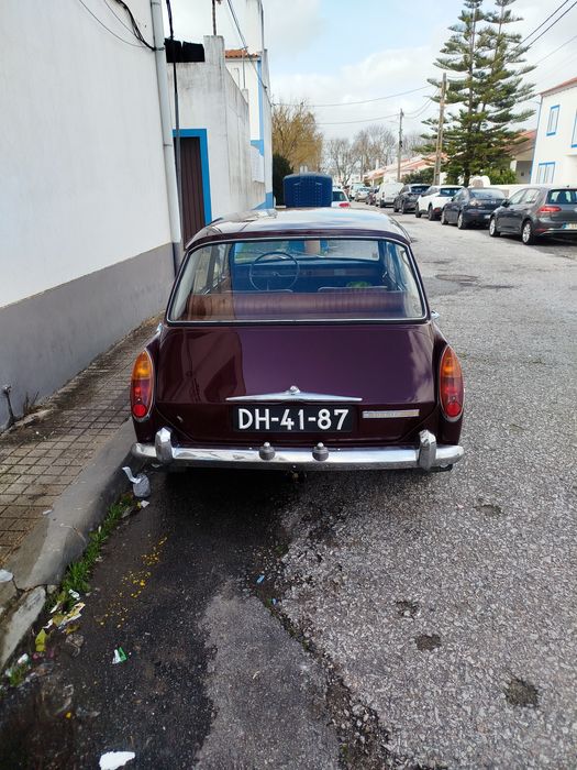 Morris 1300 Saloon