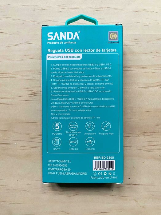 USB-C and USB Adapter with TF/SD Card Reader + 3 USB Ports and 1 USB-C Port64354255111425122