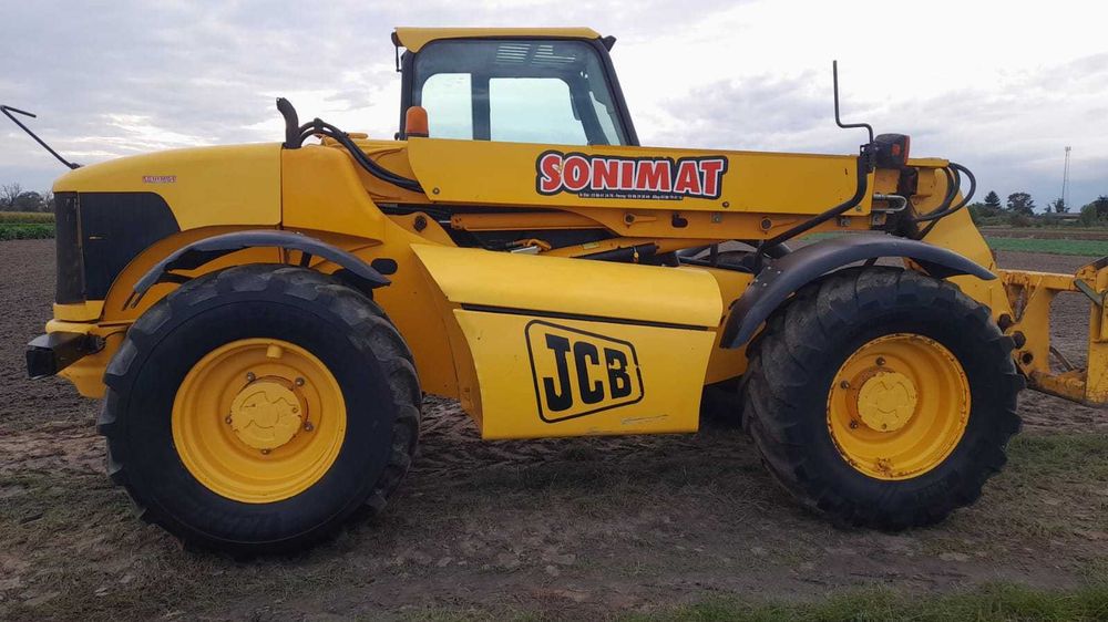 Jcb 528-70 (Manitou Merlo Kramer Claas)