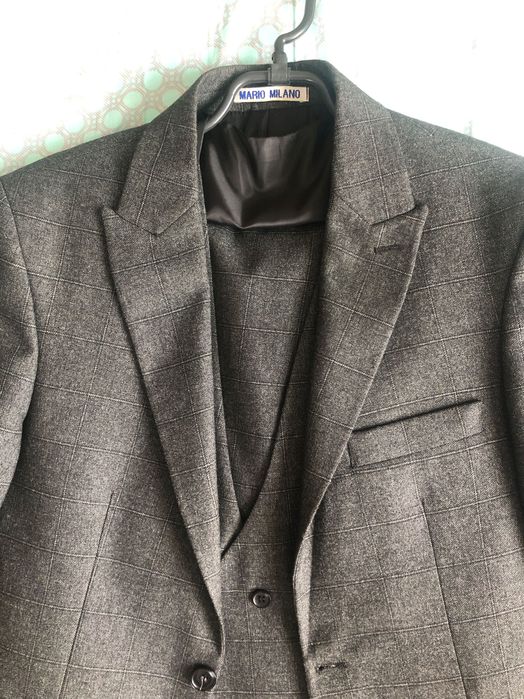 Костюм Mario Milano