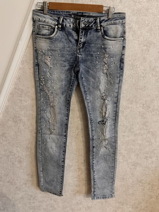 Продам джинси моми
