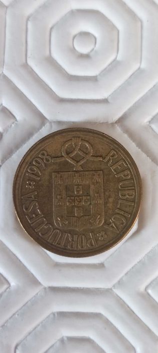 Moedas de 5$00 escudos Latão-Níquel