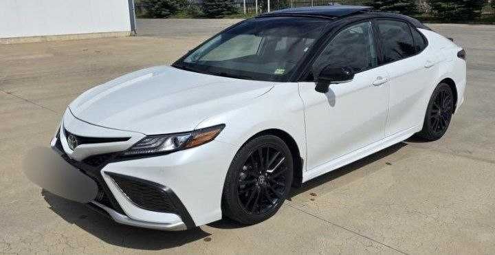 Toyota Camry 2021