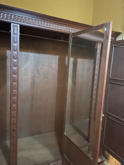 Mobília de quarto de casal antiga