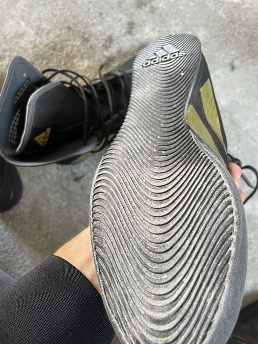 Buty bokserskie ADIDAS BOX HOG 4