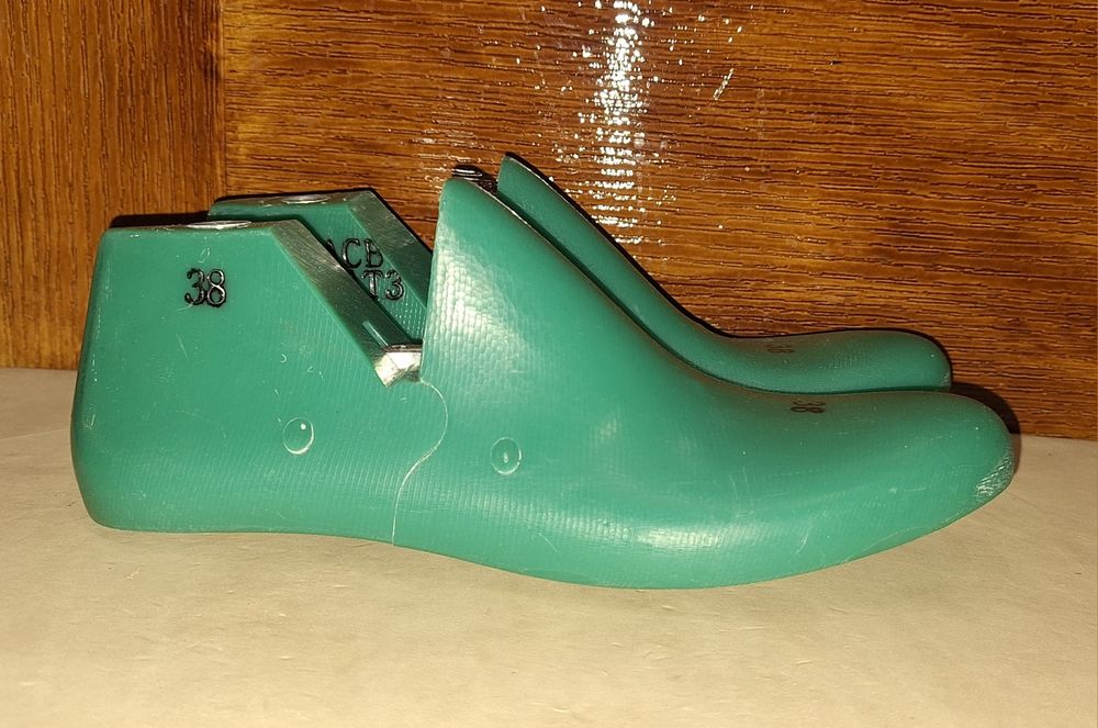 Продам обувные колодки.