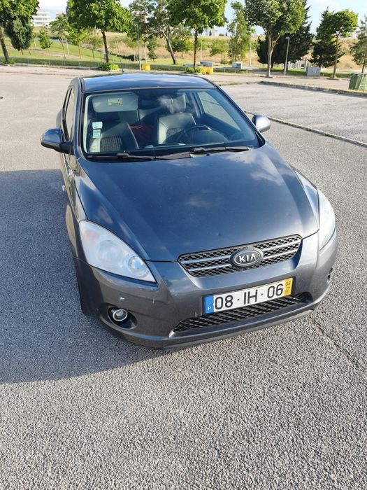 Kia Ceed 1.6 CRDI gasóleo