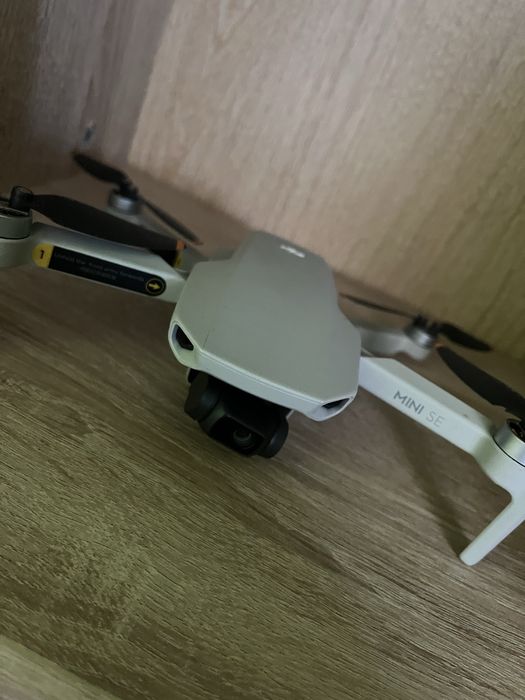 Dron dji mini se