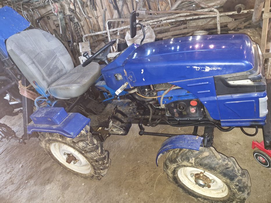 Продам трактор полностью находу