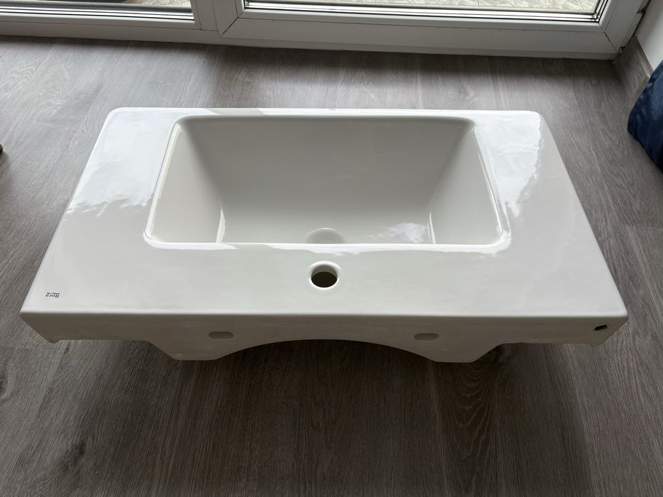 Umywalka nablatowa Roca 80x45cm