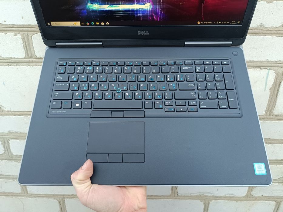 для Stalker 2, Ігровий ноутбук DELL (i7 7820HQ/32/512+1000/P3000 6GB)