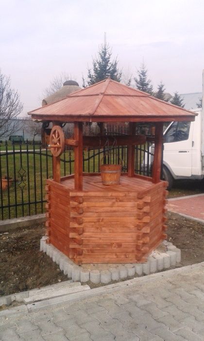 Studnia ogrodowa, obudowa studni dekoracyjna