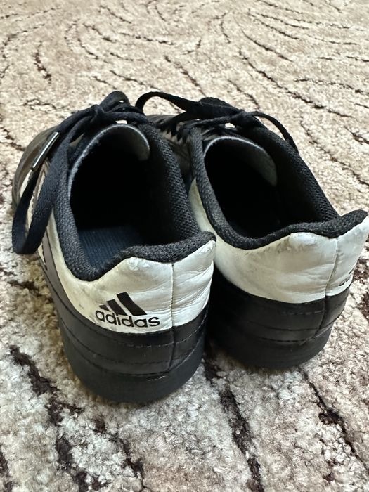 Продам сороканіжки Adidas
