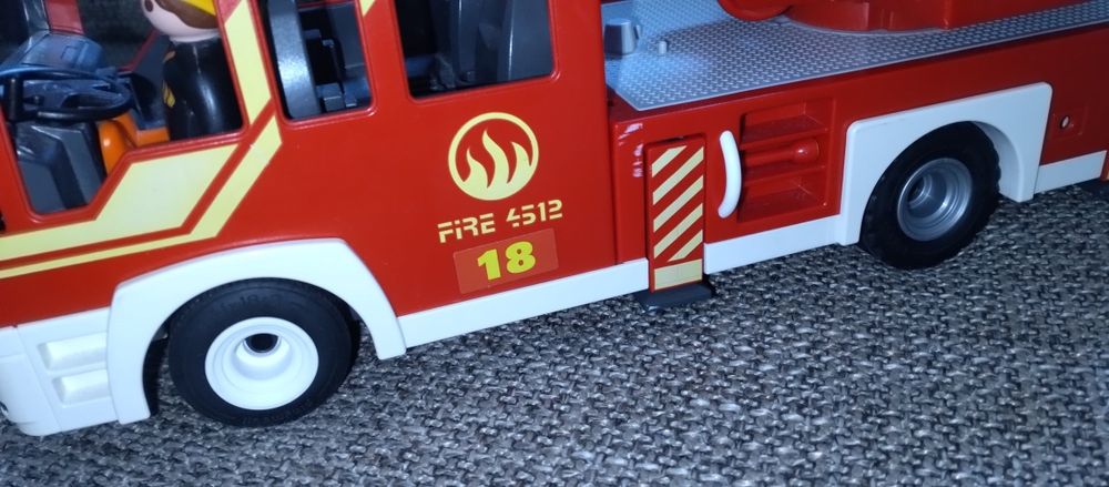 Camião bombeiros Playmobil