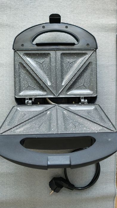 Toster / opiekacz ZELMER model ZSM7861 moc 750W - prawie jak nowy