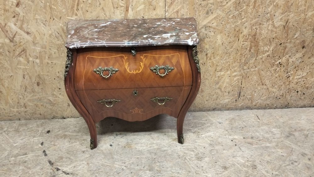 Komoda brzuchatka intarsiowana