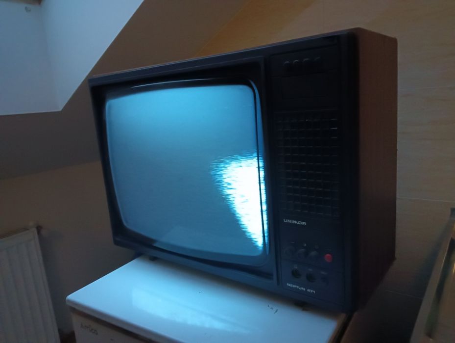 Telewizor UNITRA Unimor 471