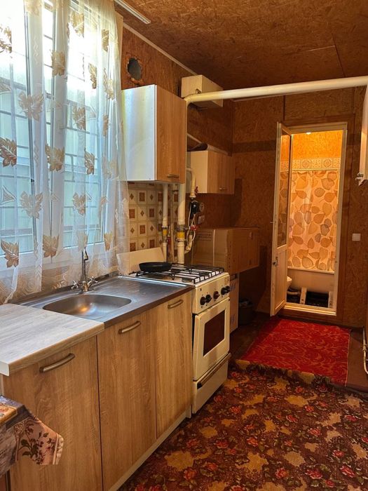 Оренда невеличкого будинку в центрі міста