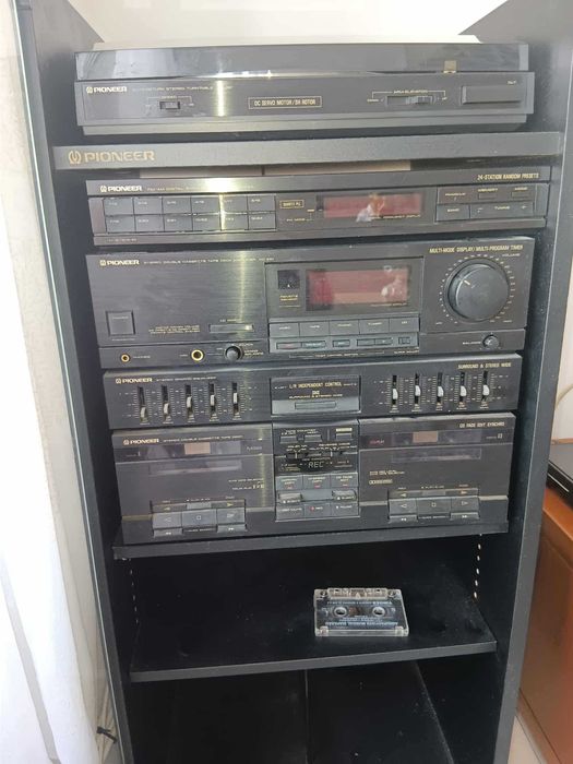Aparelhagem vintage PIONEER de 5 elementos com gira discos