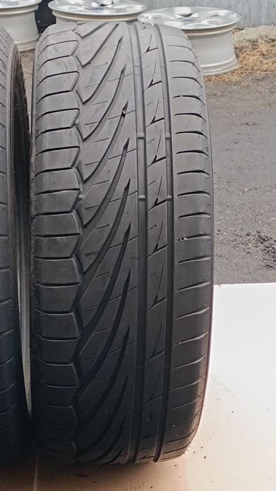 235/55R17 103W Toyo Proxes TR1