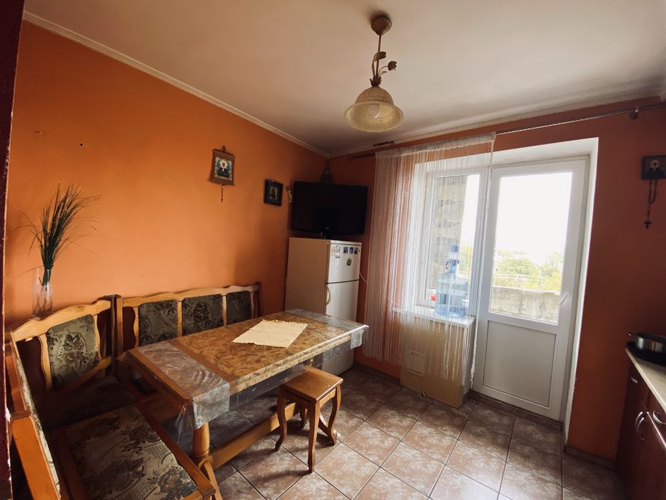 Здаю в довгострокову оренду