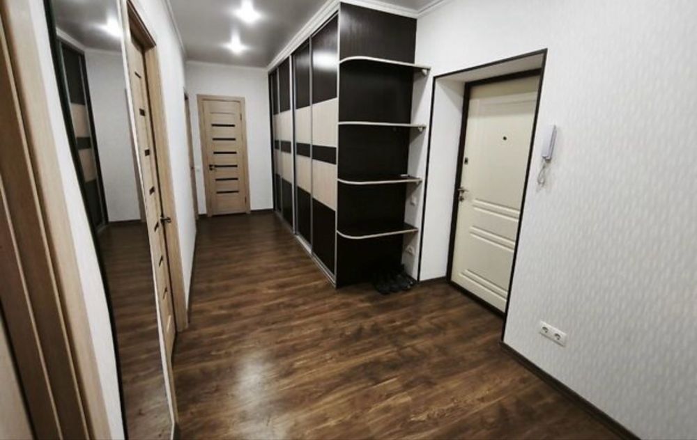 2 кімнатна квартира Озерна