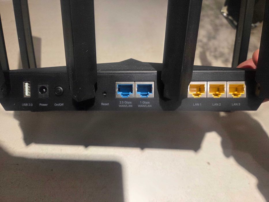 TP-Link Archer AX96 - Trzypasmowy, ośmiostrumieniowy router Wi-Fi 6 AX7800 - jak nowy!