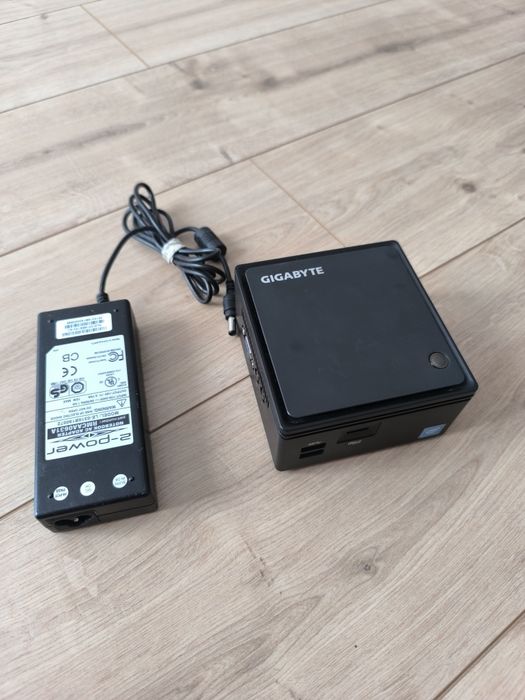 Mini PC Gigabyte | 8GB RAM | SSD 120GB | Win 10 komputer stacjonarny  terminal