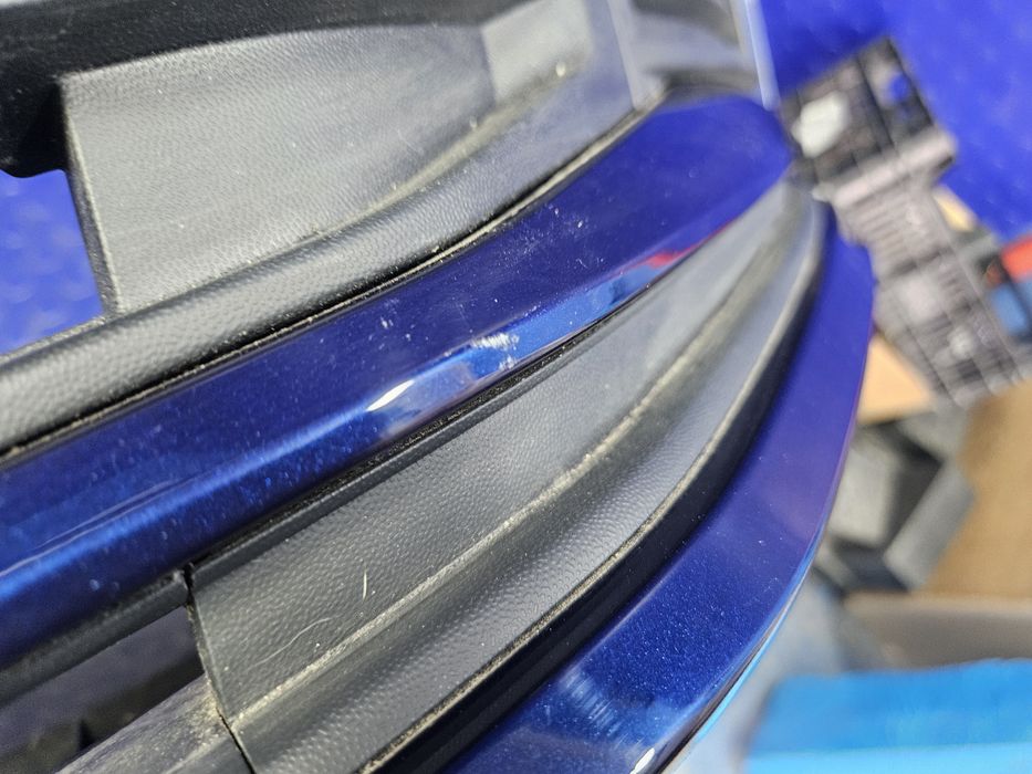 ZDERZAK przedni volkswagen TOURAN III 5TA 6PDC SPRYSK kompletny OEM