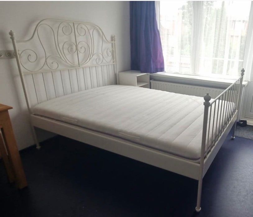 Cama ikea de ferro branco