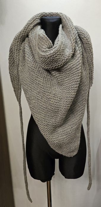 Chusta wełniana szara Handmade