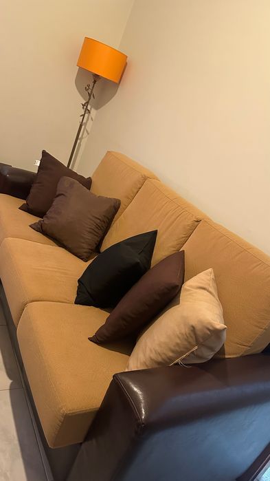 Sofá cama três lugares também posso trocar por tv smart