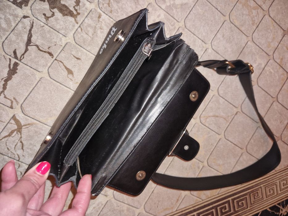 Продам  новую  женскую сумку Piko